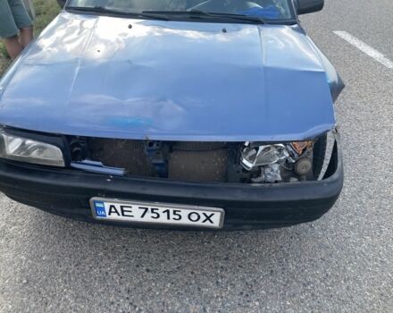 Синий Мазда 323, объемом двигателя 1.3 л и пробегом 575 тыс. км за 499 $, фото 4 на Automoto.ua