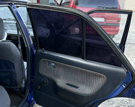 Синій Мазда 323, об'ємом двигуна 1.6 л та пробігом 220 тис. км за 999 $, фото 9 на Automoto.ua