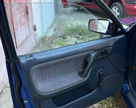 Синій Мазда 323, об'ємом двигуна 1.6 л та пробігом 220 тис. км за 999 $, фото 12 на Automoto.ua