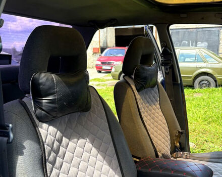 Синій Мазда 323, об'ємом двигуна 1.6 л та пробігом 220 тис. км за 1499 $, фото 4 на Automoto.ua