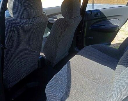 Синий Мазда 323, объемом двигателя 1.3 л и пробегом 429 тыс. км за 2100 $, фото 5 на Automoto.ua