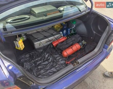 Синий Мазда 323, объемом двигателя 1.5 л и пробегом 295 тыс. км за 2300 $, фото 18 на Automoto.ua