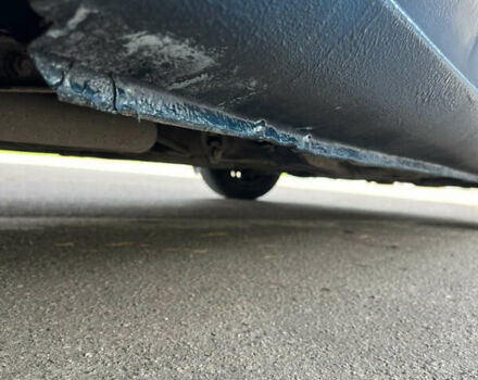 Синий Мазда 323, объемом двигателя 1.6 л и пробегом 250 тыс. км за 1900 $, фото 10 на Automoto.ua