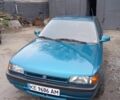 Синий Мазда 323, объемом двигателя 1.6 л и пробегом 160 тыс. км за 3000 $, фото 1 на Automoto.ua