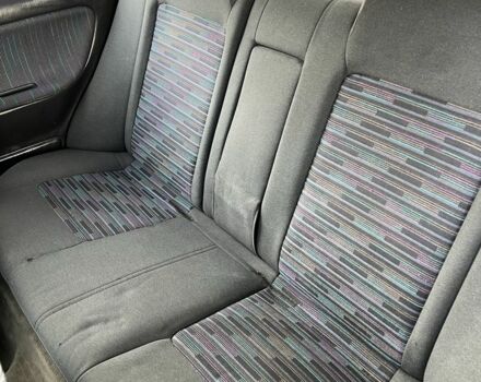 Синий Мазда 323, объемом двигателя 1.6 л и пробегом 250 тыс. км за 1900 $, фото 18 на Automoto.ua