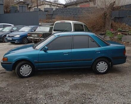 Синий Мазда 323, объемом двигателя 1.6 л и пробегом 159 тыс. км за 3000 $, фото 6 на Automoto.ua