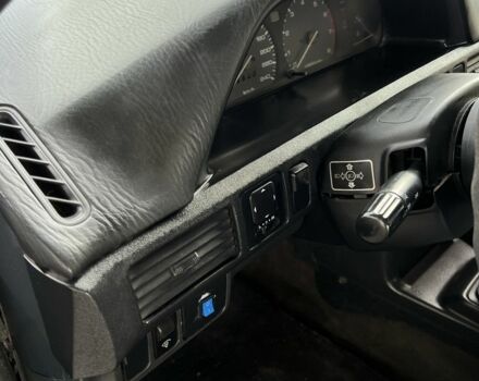 Синий Мазда 323, объемом двигателя 1.6 л и пробегом 250 тыс. км за 1900 $, фото 14 на Automoto.ua