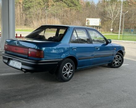 Синий Мазда 323, объемом двигателя 1.6 л и пробегом 250 тыс. км за 1900 $, фото 4 на Automoto.ua