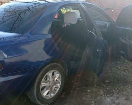 Синий Мазда 323, объемом двигателя 1.5 л и пробегом 400 тыс. км за 1300 $, фото 10 на Automoto.ua