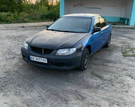Синий Мазда 323, объемом двигателя 1.8 л и пробегом 275 тыс. км за 784 $, фото 3 на Automoto.ua