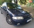 Синий Мазда 323, объемом двигателя 1.8 л и пробегом 443 тыс. км за 3300 $, фото 1 на Automoto.ua
