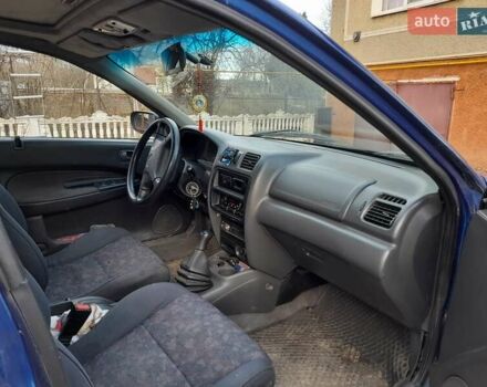 Синій Мазда 323, об'ємом двигуна 1.8 л та пробігом 238 тис. км за 3200 $, фото 5 на Automoto.ua