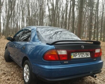 Синій Мазда 323, об'ємом двигуна 1.8 л та пробігом 340 тис. км за 2200 $, фото 4 на Automoto.ua