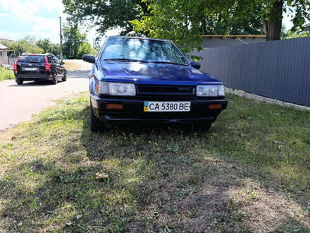 Мазда 323 1987 в Каменке на Automoto.ua Синий Мазда 323, объемом двигателя 1.6 л и пробегом 500 тыс. км за 650 $, фото 1 на Automoto.ua