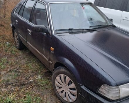 Синій Мазда 323, об'ємом двигуна 0 л та пробігом 2 тис. км за 1000 $, фото 1 на Automoto.ua