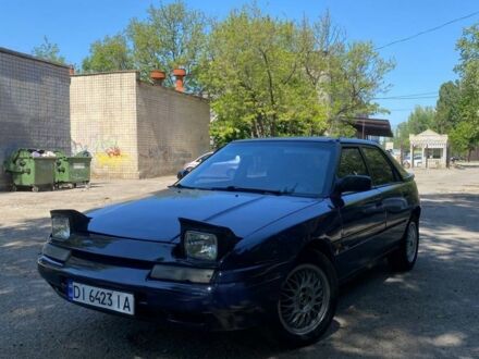 Мазда 323 1990 в Одессе на Automoto.ua Синий Мазда 323, объемом двигателя 1.6 л и пробегом 443 тыс. км за 1100 $, фото 1 на Automoto.ua