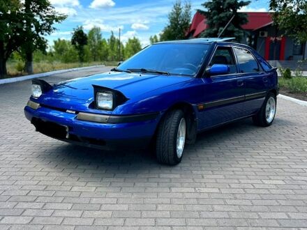 Мазда 323 1993 в Павлограде на Automoto.ua Синий Мазда 323, объемом двигателя 18 л и пробегом 200 тыс. км за 2500 $, фото 1 на Automoto.ua
