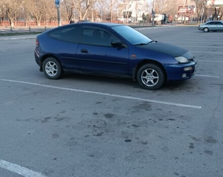 Синий Мазда 323, объемом двигателя 1.3 л и пробегом 300 тыс. км за 1109 $, фото 1 на Automoto.ua