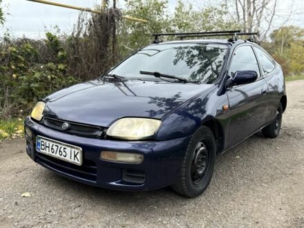 Мазда 323 1995 в Одессе на Automoto.ua Синий Мазда 323, объемом двигателя 1.5 л и пробегом 200 тыс. км за 1000 $, фото 1 на Automoto.ua