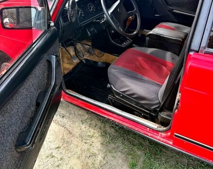 Синій Мазда 323, об'ємом двигуна 1.5 л та пробігом 300 тис. км за 1500 $, фото 1 на Automoto.ua