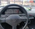 Зеленый Мазда 323, объемом двигателя 1.3 л и пробегом 418 тыс. км за 2200 $, фото 5 на Automoto.ua