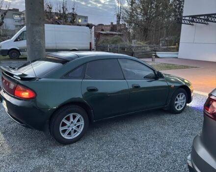 Зеленый Мазда 323, объемом двигателя 1.5 л и пробегом 451 тыс. км за 2600 $, фото 5 на Automoto.ua