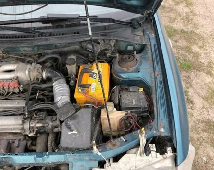 Зеленый Мазда 323, объемом двигателя 1.5 л и пробегом 290 тыс. км за 1500 $, фото 9 на Automoto.ua