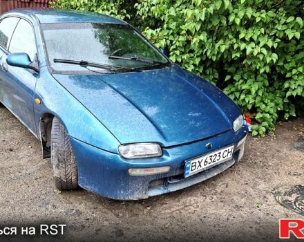 Зеленый Мазда 323, объемом двигателя 1.5 л и пробегом 161 тыс. км за 2100 $, фото 5 на Automoto.ua