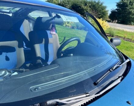 Зеленый Мазда 323, объемом двигателя 1.5 л и пробегом 317 тыс. км за 1300 $, фото 4 на Automoto.ua