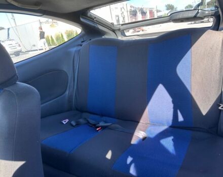 Зеленый Мазда 323, объемом двигателя 1.5 л и пробегом 317 тыс. км за 1300 $, фото 6 на Automoto.ua