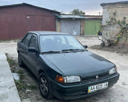 Зеленый Мазда 323, объемом двигателя 1.6 л и пробегом 368 тыс. км за 1200 $, фото 2 на Automoto.ua