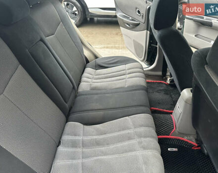 Зеленый Мазда 323, объемом двигателя 1.6 л и пробегом 230 тыс. км за 3000 $, фото 13 на Automoto.ua