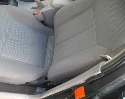 Зелений Мазда 323, об'ємом двигуна 1.3 л та пробігом 167 тис. км за 3473 $, фото 7 на Automoto.ua