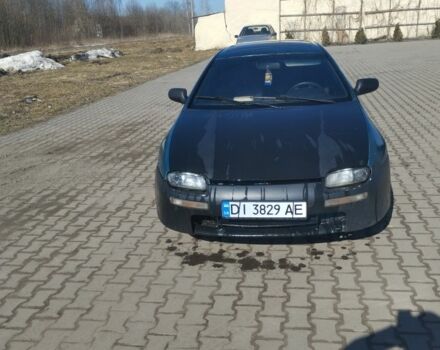 Зеленый Мазда 323, объемом двигателя 1.5 л и пробегом 320 тыс. км за 1400 $, фото 1 на Automoto.ua