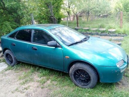 Мазда 323 1995 у Чернівцях на Automoto.ua Зелений Мазда 323, об'ємом двигуна 1.8 л та пробігом 340 тис. км за 1700 $, фото 1 на Automoto.ua