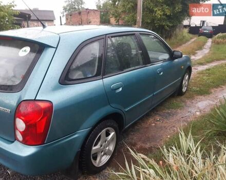 Зеленый Мазда 323, объемом двигателя 1.6 л и пробегом 199 тыс. км за 2400 $, фото 1 на Automoto.ua