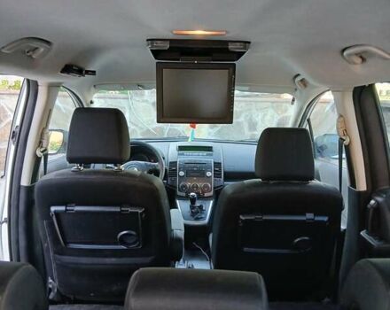 Білий Мазда 5, об'ємом двигуна 2 л та пробігом 279 тис. км за 5800 $, фото 4 на Automoto.ua