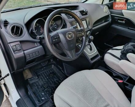 Білий Мазда 5, об'ємом двигуна 2.49 л та пробігом 170 тис. км за 6750 $, фото 6 на Automoto.ua