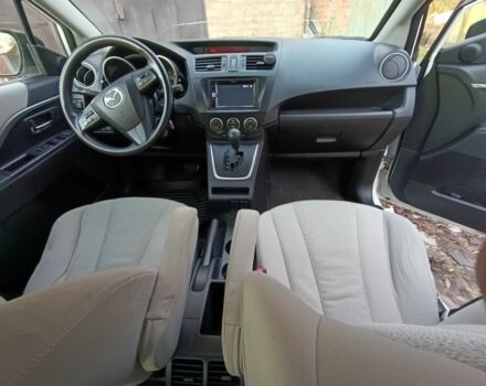 Білий Мазда 5, об'ємом двигуна 2.5 л та пробігом 107 тис. км за 6750 $, фото 5 на Automoto.ua