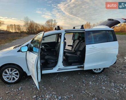 Белый Мазда 5, объемом двигателя 1.56 л и пробегом 180 тыс. км за 8200 $, фото 10 на Automoto.ua