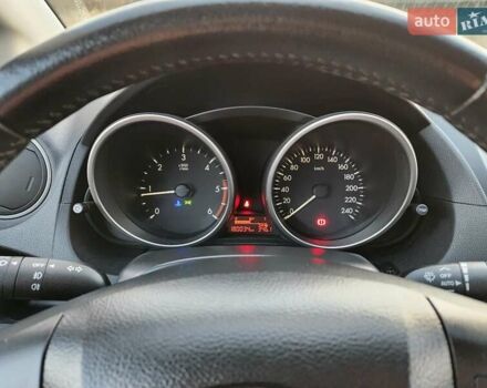 Белый Мазда 5, объемом двигателя 1.56 л и пробегом 180 тыс. км за 8200 $, фото 15 на Automoto.ua