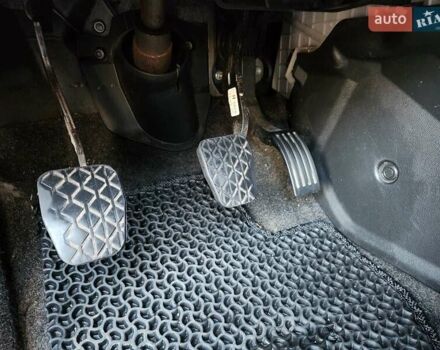 Белый Мазда 5, объемом двигателя 1.56 л и пробегом 180 тыс. км за 8200 $, фото 6 на Automoto.ua