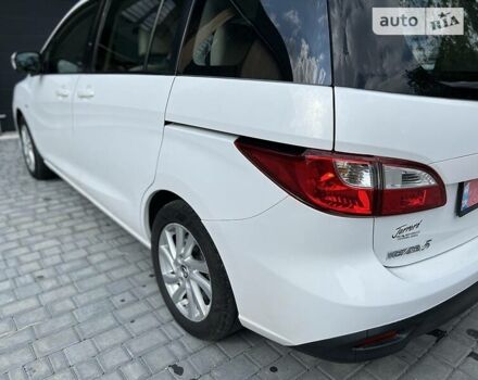 Белый Мазда 5, объемом двигателя 2.5 л и пробегом 146 тыс. км за 10000 $, фото 19 на Automoto.ua