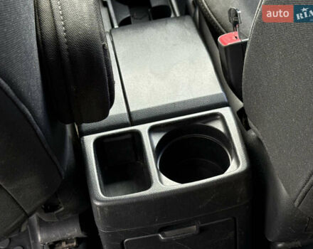 Бежевий Мазда 5, об'ємом двигуна 2 л та пробігом 287 тис. км за 5950 $, фото 30 на Automoto.ua