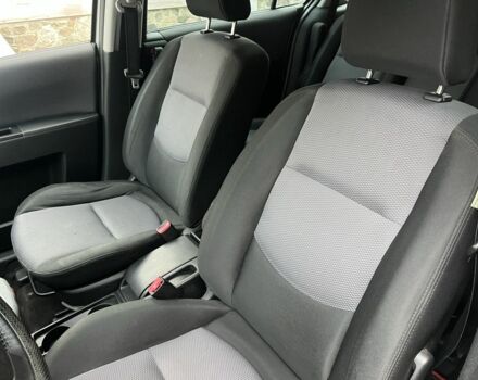 Бежевый Мазда 5, объемом двигателя 1.8 л и пробегом 286 тыс. км за 5200 $, фото 13 на Automoto.ua