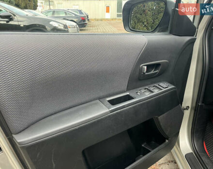 Бежевый Мазда 5, объемом двигателя 1.8 л и пробегом 286 тыс. км за 5200 $, фото 10 на Automoto.ua