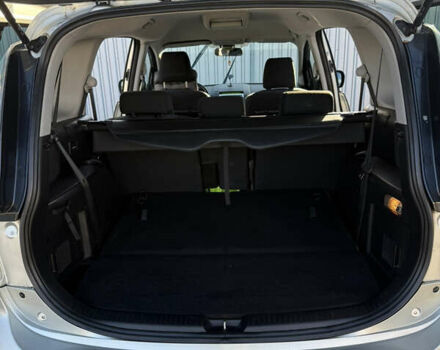 Бежевый Мазда 5, объемом двигателя 2 л и пробегом 232 тыс. км за 6500 $, фото 44 на Automoto.ua