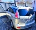 Бежевый Мазда 5, объемом двигателя 2 л и пробегом 264 тыс. км за 4900 $, фото 2 на Automoto.ua