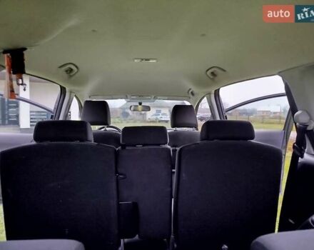 Чорний Мазда 5, об'ємом двигуна 2 л та пробігом 188 тис. км за 3950 $, фото 22 на Automoto.ua