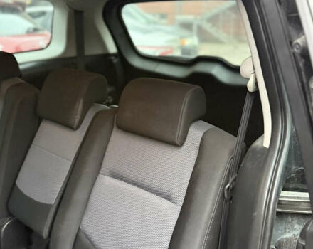 Черный Мазда 5, объемом двигателя 2 л и пробегом 280 тыс. км за 2700 $, фото 12 на Automoto.ua